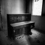 Silent piano Silent piano