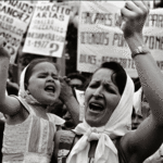 Madre e hija de Plaza de Mayo  Madre e hija de Plaza de Mayo